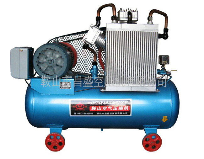 【噴漆無(wú)油空壓機(jī)換油的小竅門】