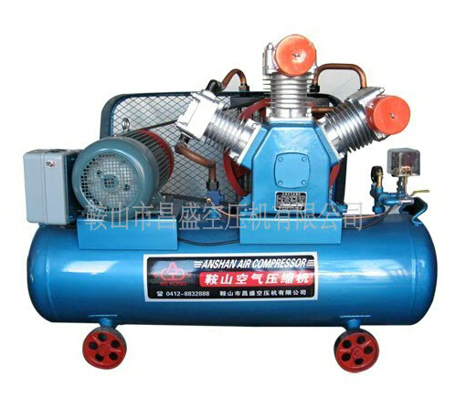 （無油空壓機(jī)）請(qǐng)小心謹(jǐn)慎的使用。